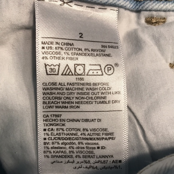 Old Navy Super Skinny Distressed High Rise Rockstar Jeans - Picture 8 of 13